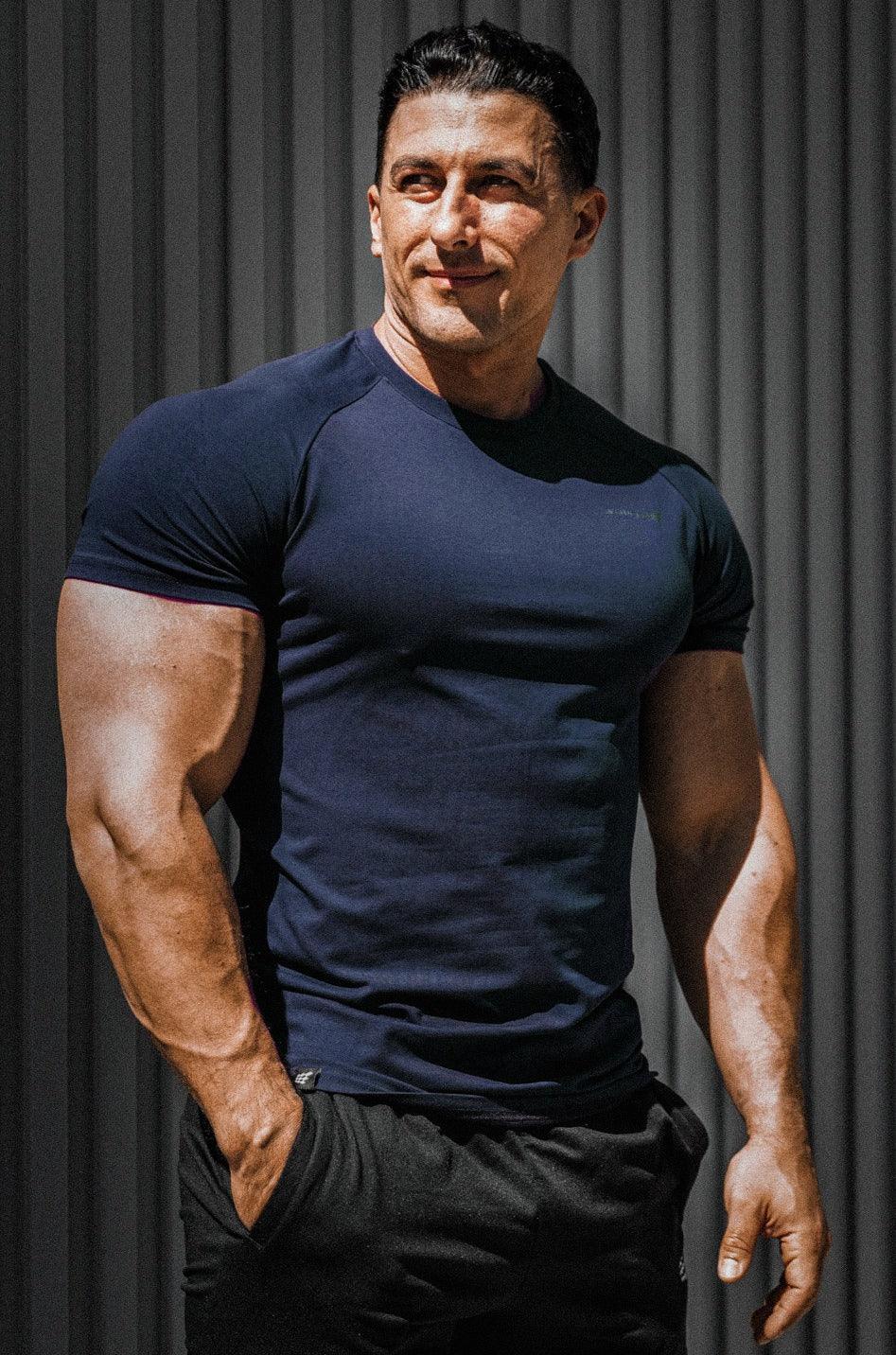 Titan 2.0 Muscle-Fit T-Shirt - Navy